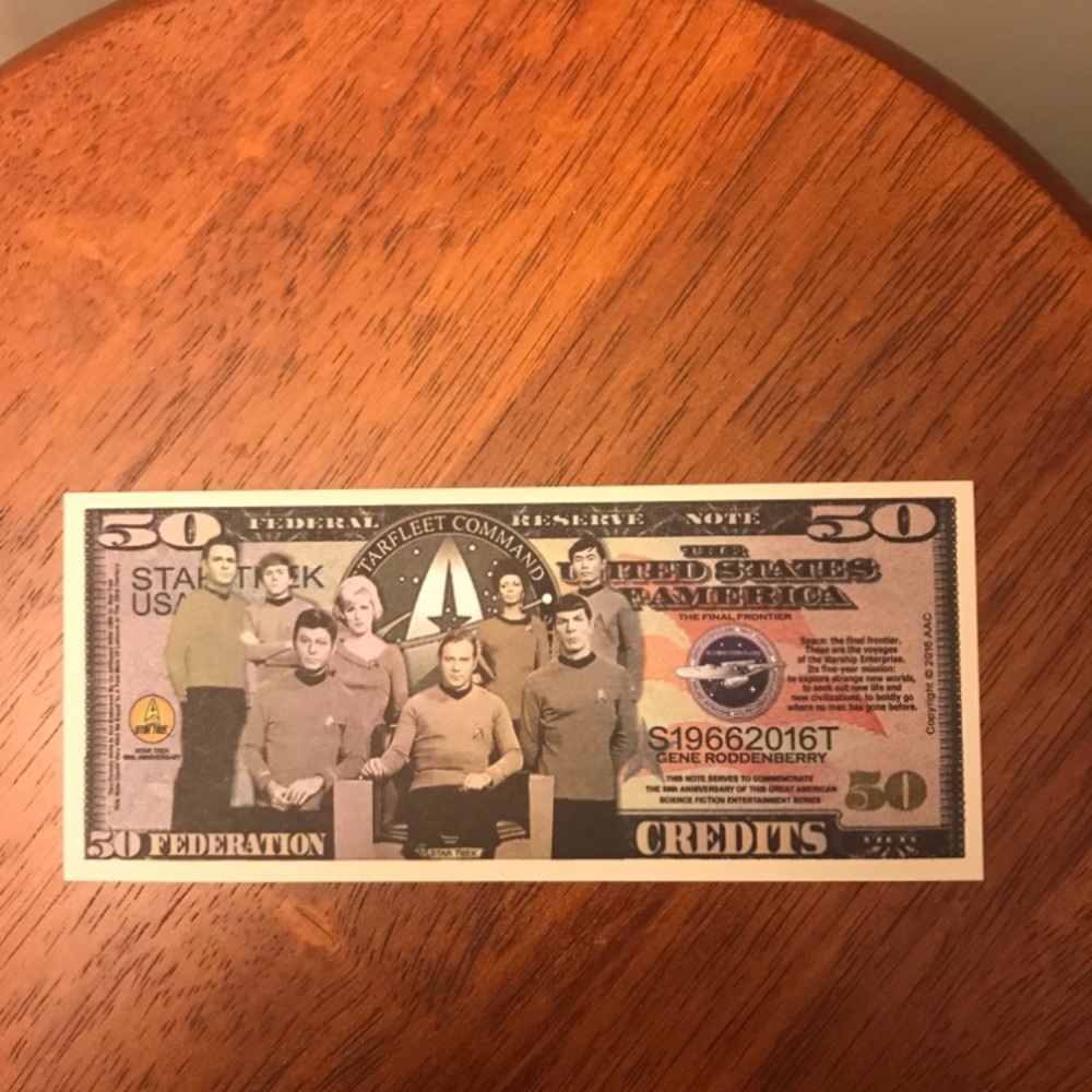 NEW!💯 STAR-TREK 6 & 1/8 INCH NOVELTY NOTE w/FIVE 8.5x11 GLOSSY POSTERS BUNDLE